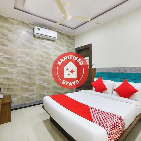โอโย 67345 โฮเทล อัญชนี อินน์ Naroda ภายนอก รูปภาพ